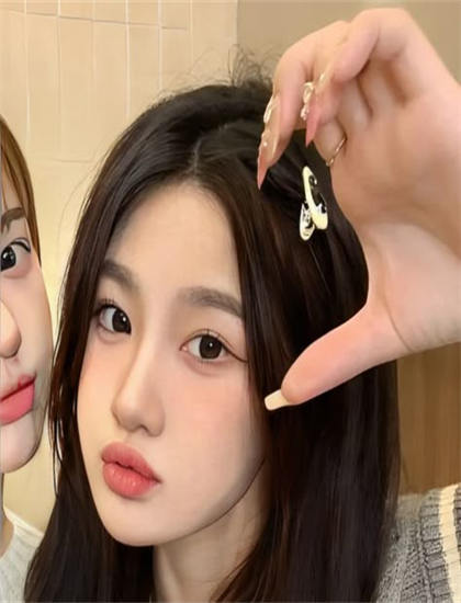 《神父同志》角色研究：背后的故事与启示 认识表演的技术要求